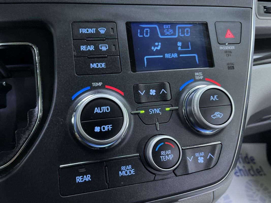 Used 2019 Toyota Sienna XLE w/ XLE Navigation Package image 23