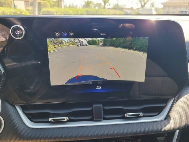 Used 2025 Chevrolet Equinox LT image 19