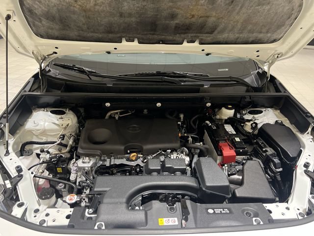 Used 2025 Toyota RAV4 XLE w/ Convenience Package FWD image 27
