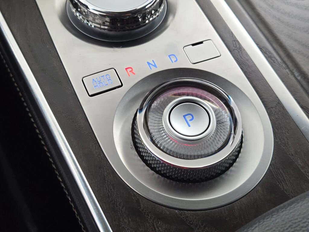 Used 2024 Genesis GV80 2.5T image 35