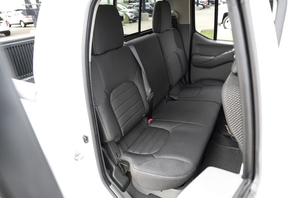 Used 2019 Nissan Frontier Desert Runner RWD image 33