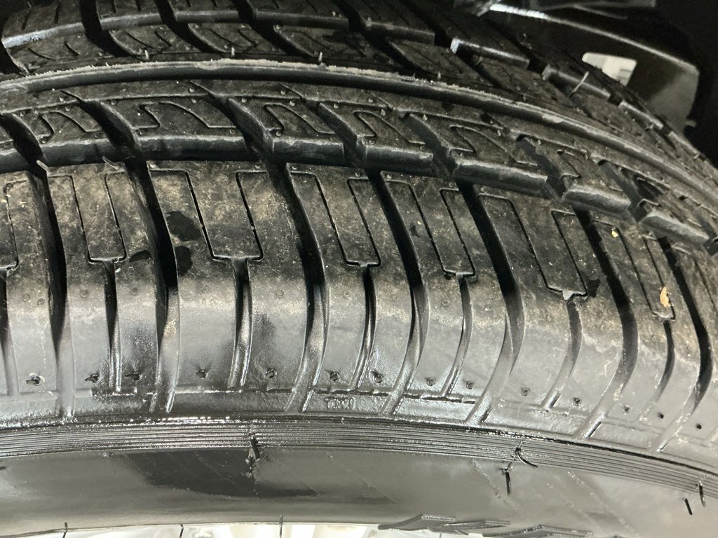 Used 2019 Nissan Frontier S image 28