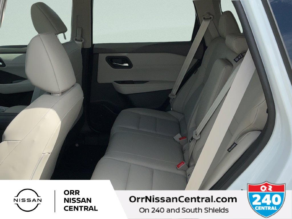New 2027 Nissan Rogue Dark Armor FWD image 13