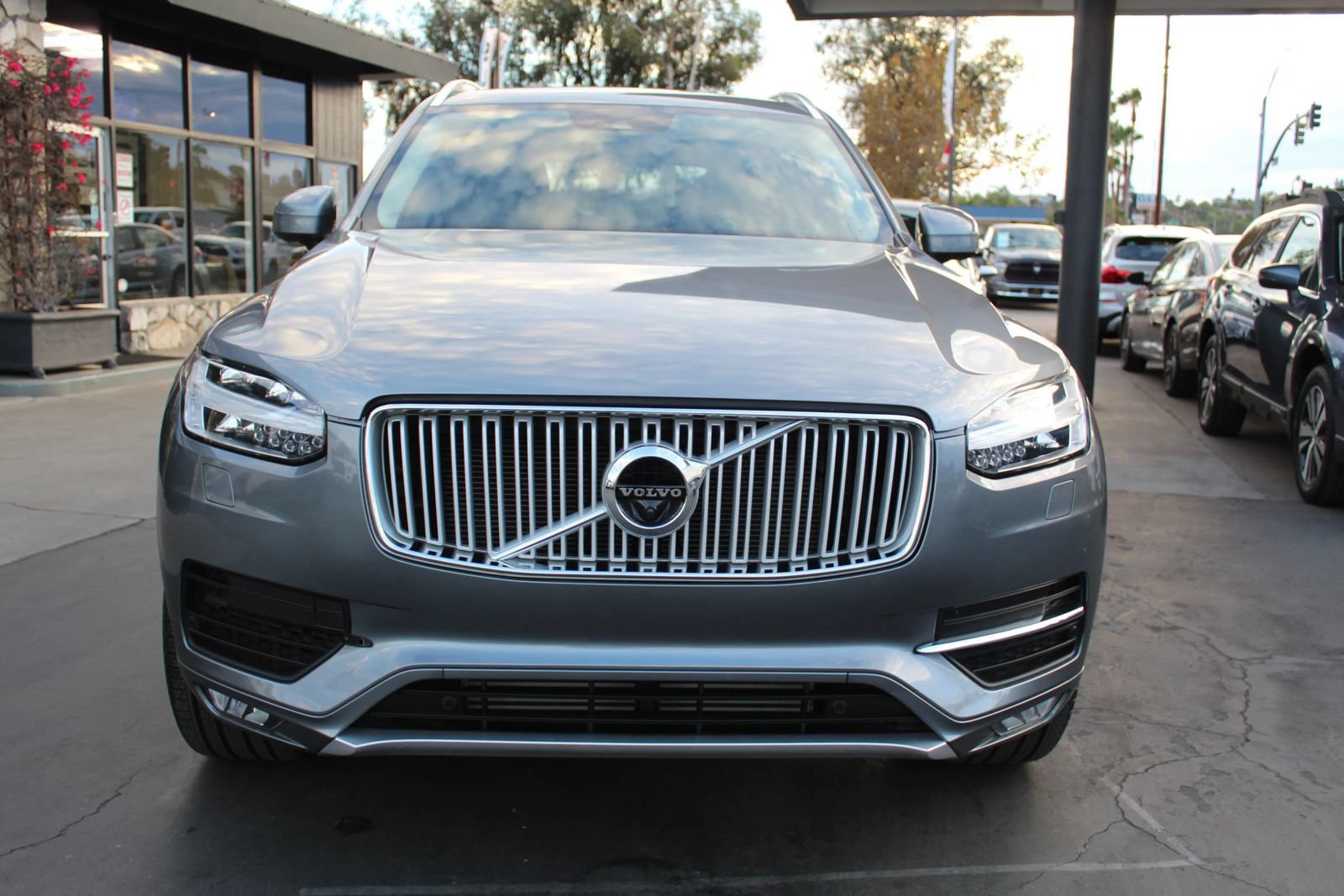 Used 2019 Volvo XC90 T6 Inscription w/ Protection Package Premier AWD/4WD image 8