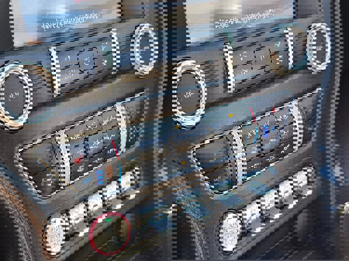 Used 2020 Ford Mustang Premium image 31