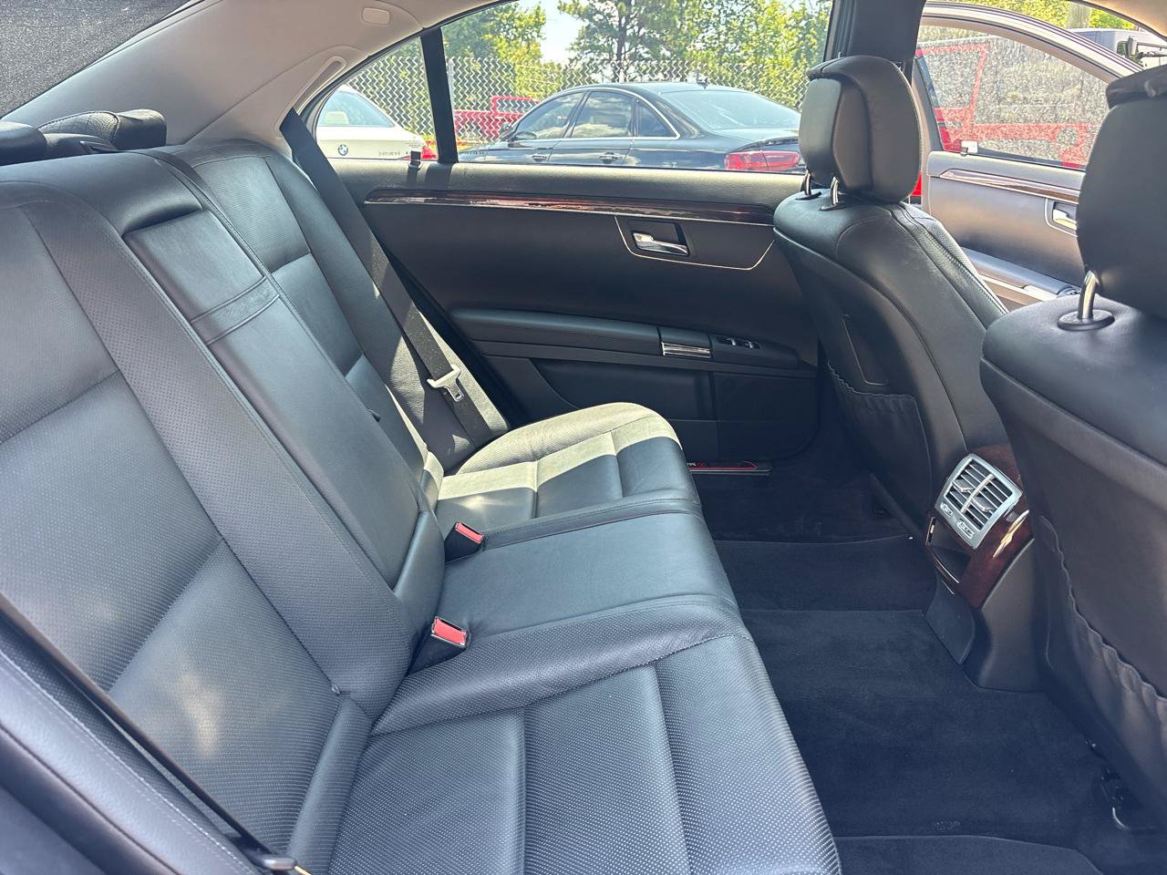 Used 2012 Mercedes-Benz S 550 image 17