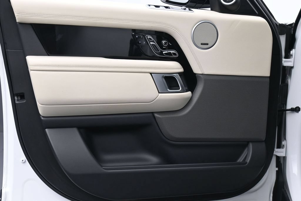 Used 2020 Land Rover Range Rover HSE AWD/4WD image 9