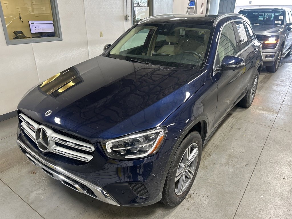 Used 2022 Mercedes-Benz GLC 300 4MATIC image 1