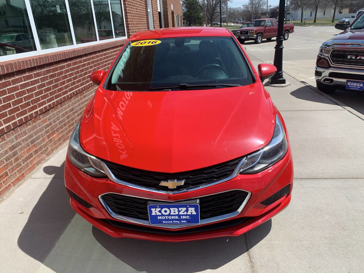 Used 2016 Chevrolet Cruze LT image 5