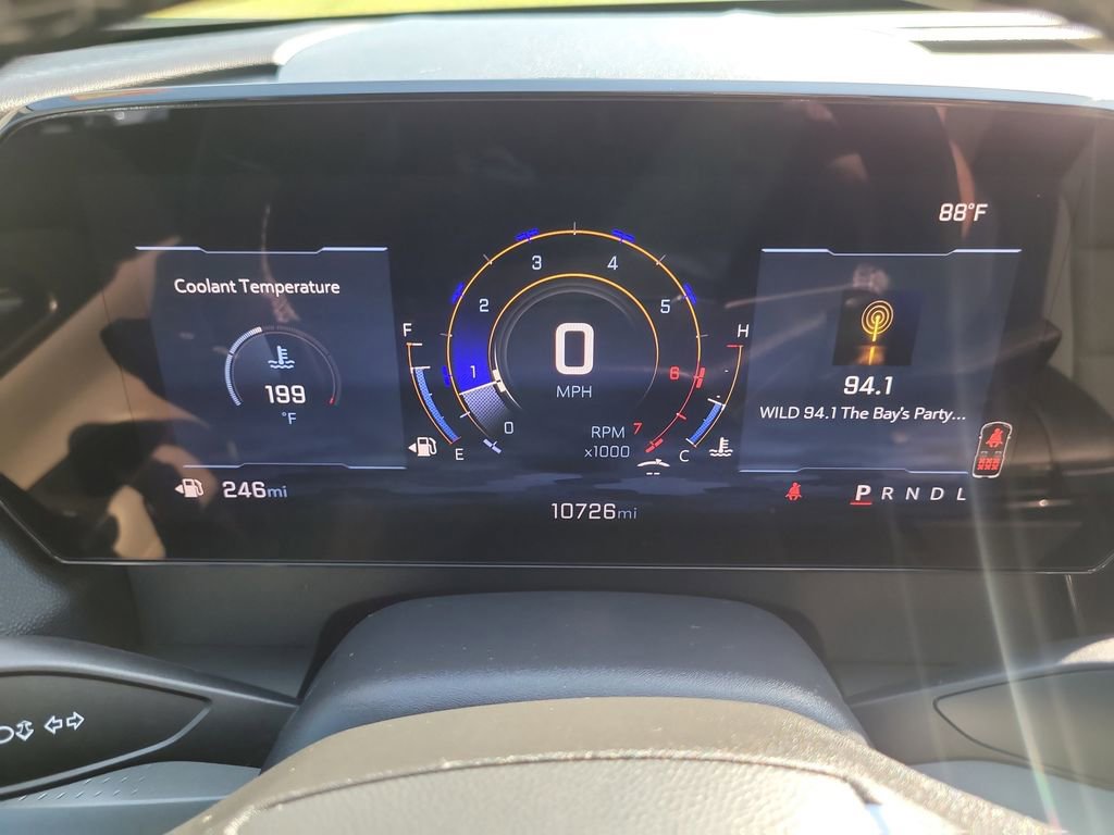 Used 2025 Chevrolet Traverse LT FWD image 29