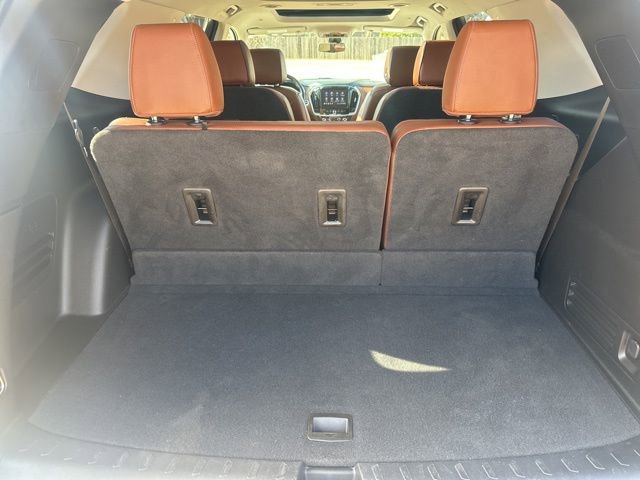 Used 2021 Chevrolet Traverse High Country image 36