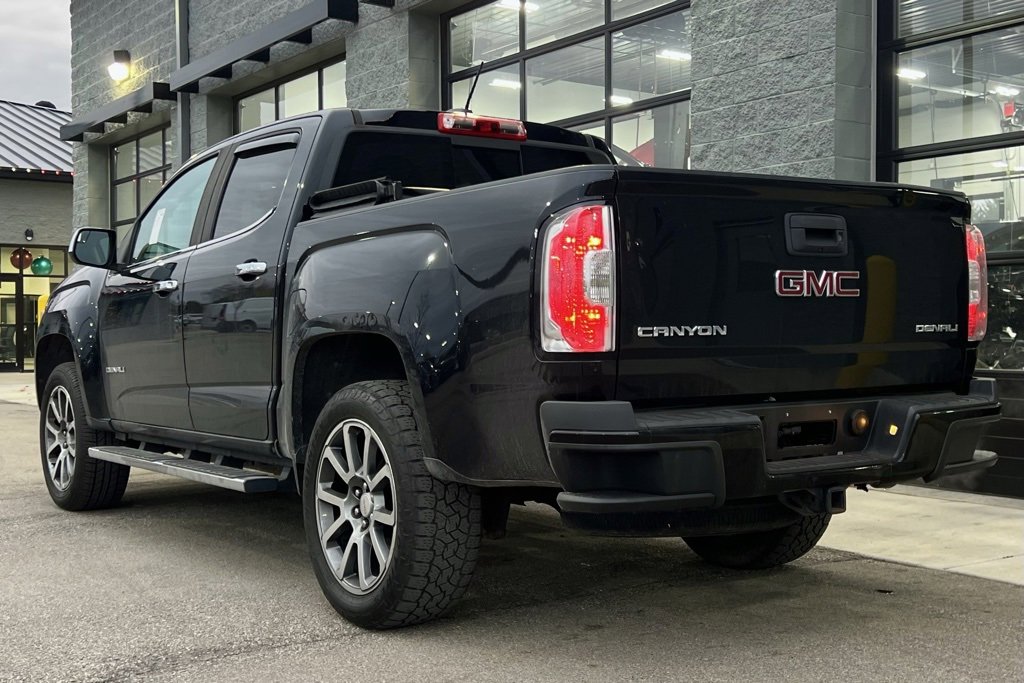 Used 2018 GMC Canyon Denali image 6