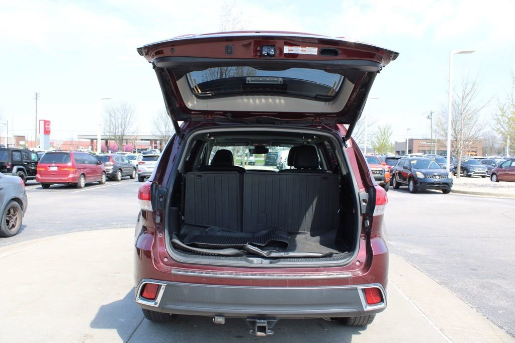 Used 2019 Toyota Highlander Limited image 10