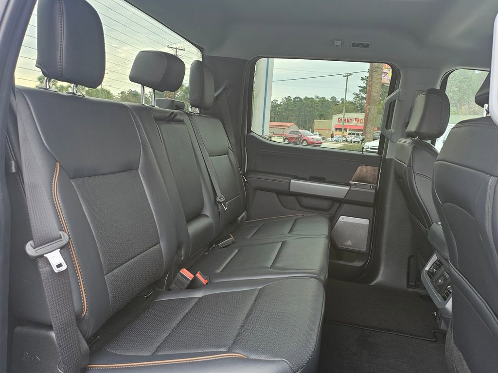 New 2026 Ford F250 Lariat w/ FX4 Off-Road Package image 6