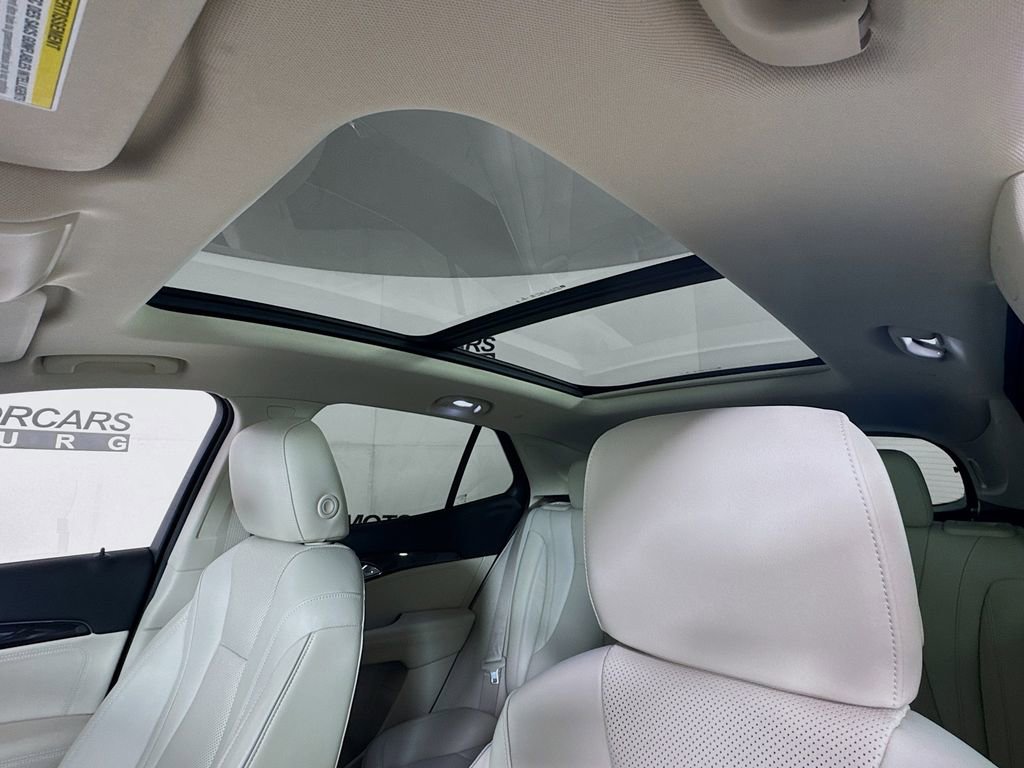 Used 2021 Buick Envision Essence w/ Technology Package I image 23