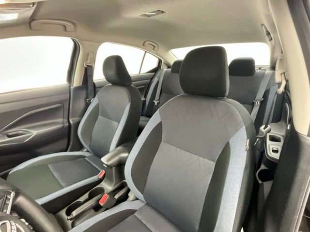Used 2025 Nissan Versa SV image 6