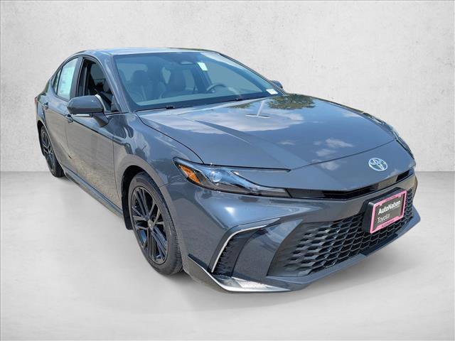 Used 2025 Toyota Camry SE w/ Convenience Package FWD image 3