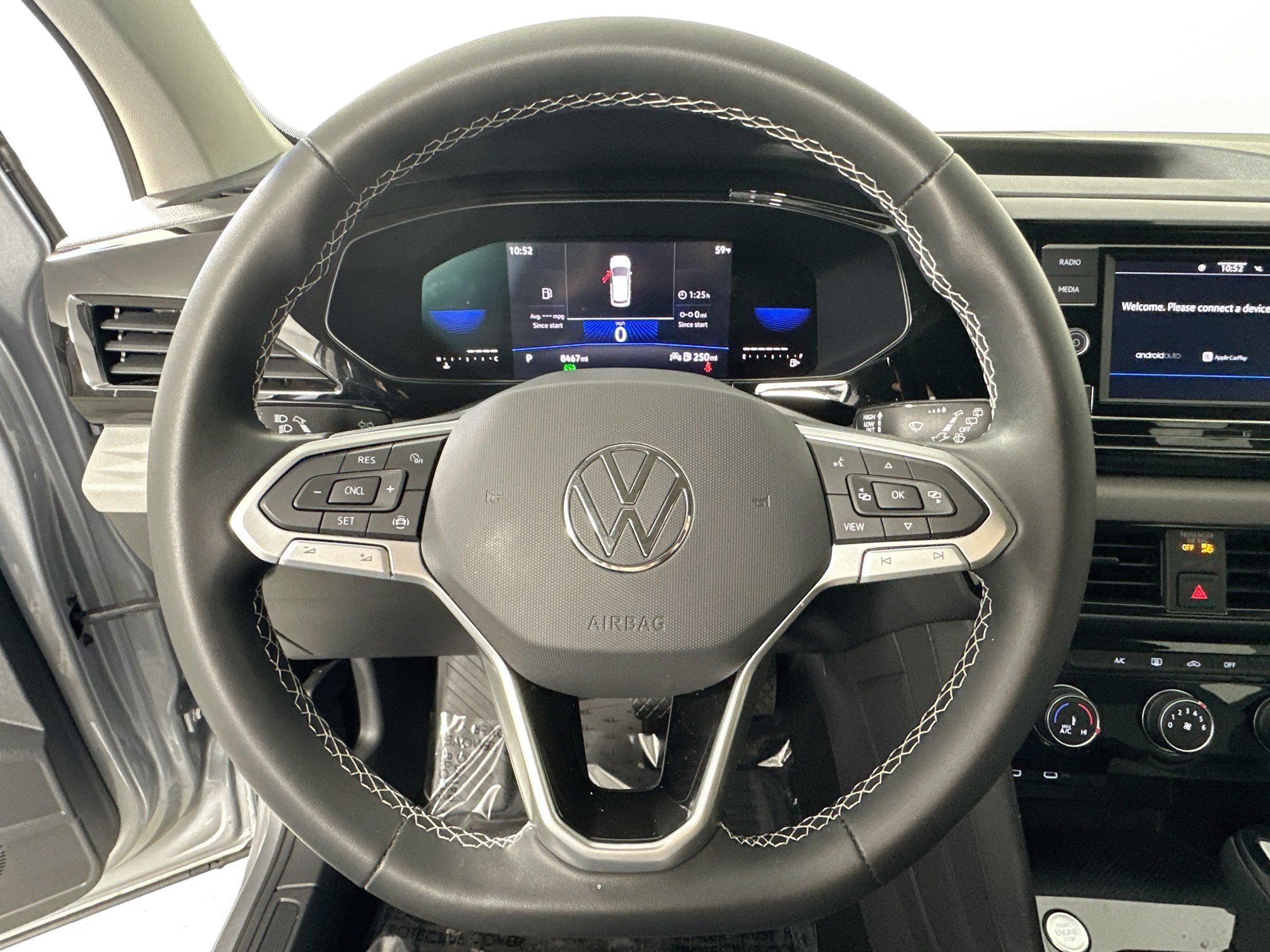 Used 2023 Volkswagen Taos S image 11