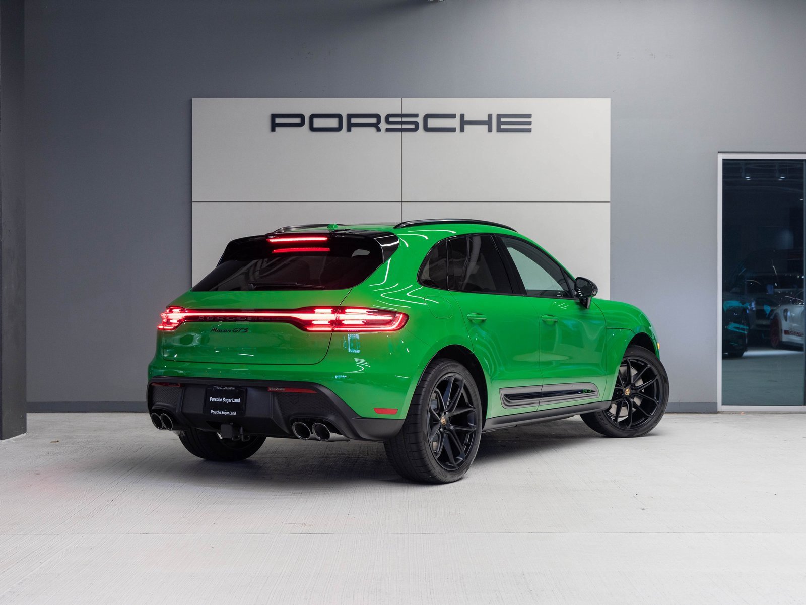 New 2026 Porsche Macan GTS image 7