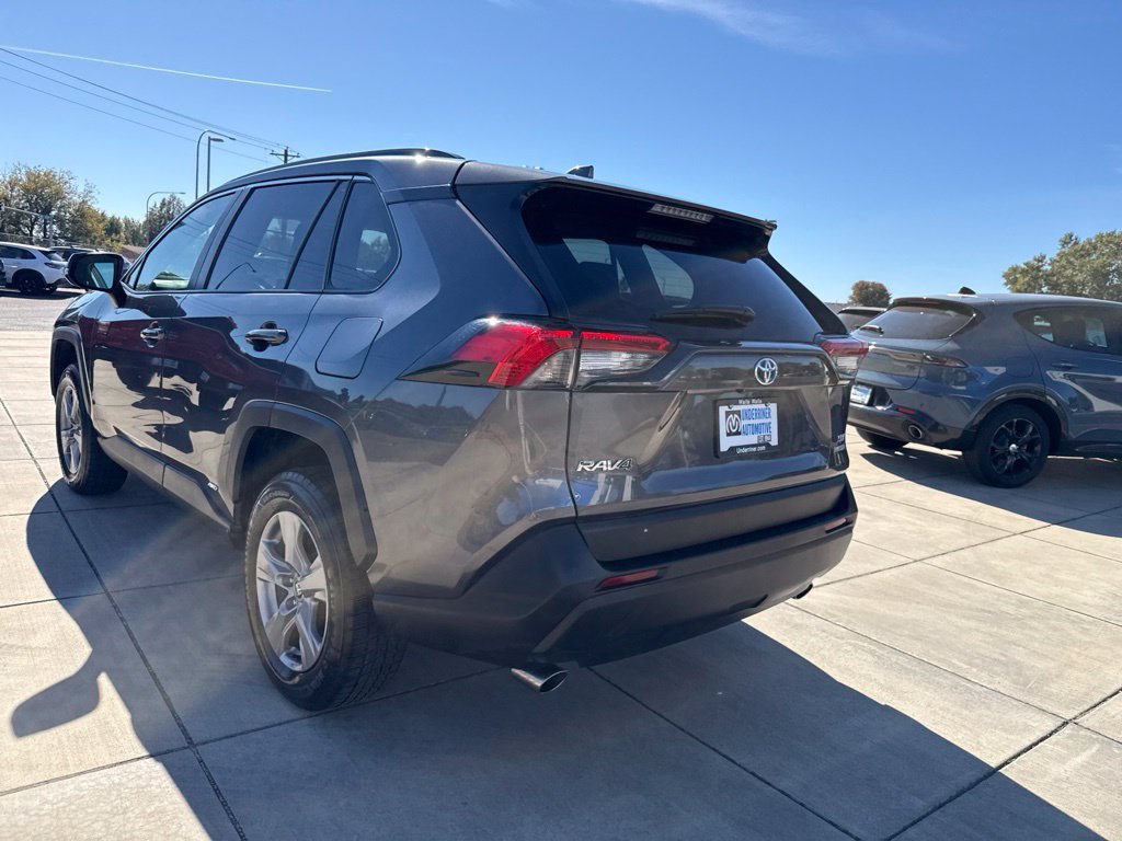 Used 2022 Toyota RAV4 XLE w/ Convenience Package AWD/4WD image 9