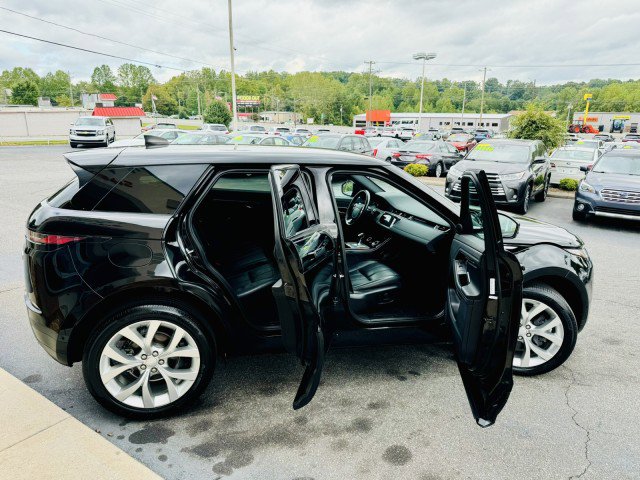 Used 2020 Land Rover Range Rover Evoque SE image 18