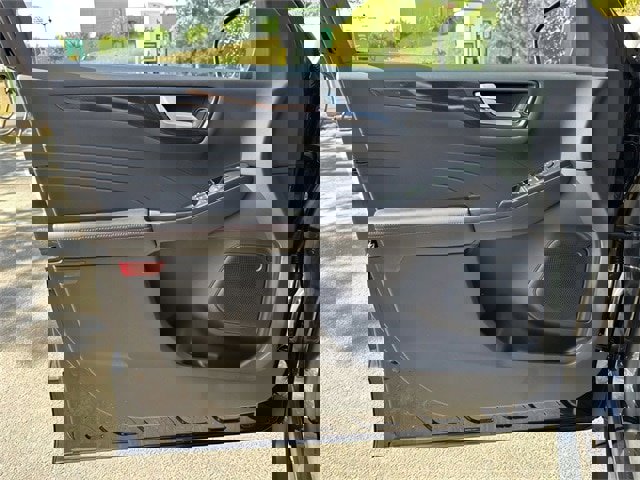 Certified 2024 Ford Escape ST-Line w/ Tech Pack #1 image 18