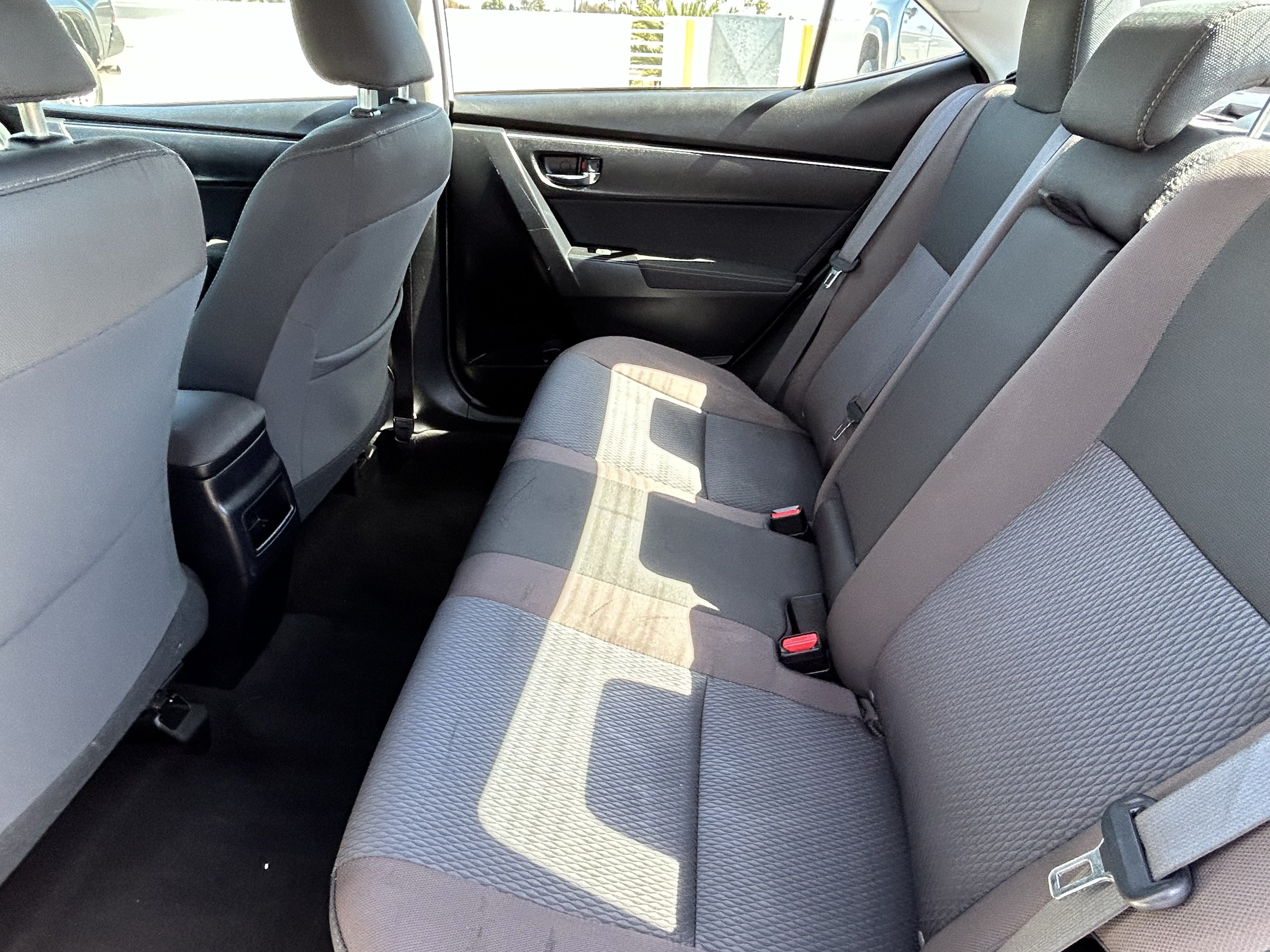 Certified 2019 Toyota Corolla LE FWD image 14