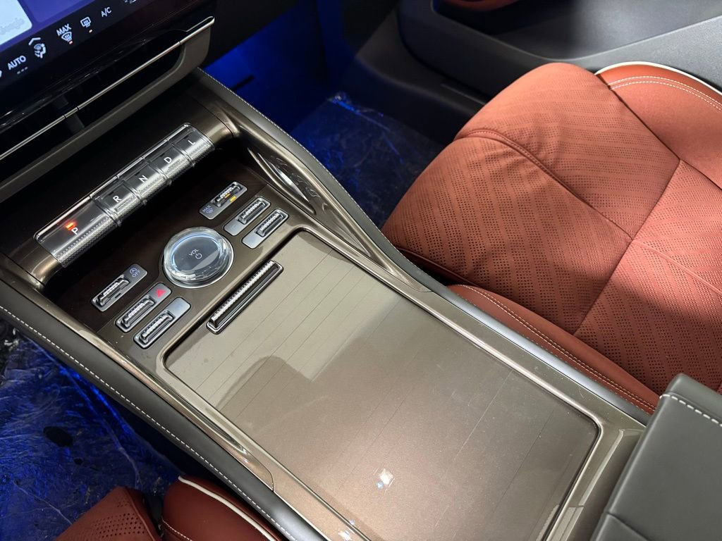 New 2024 Lincoln Nautilus Black Label w/ Jet Appearance Package (87T) image 31