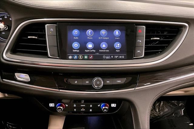 Used 2023 Buick Enclave Essence image 27