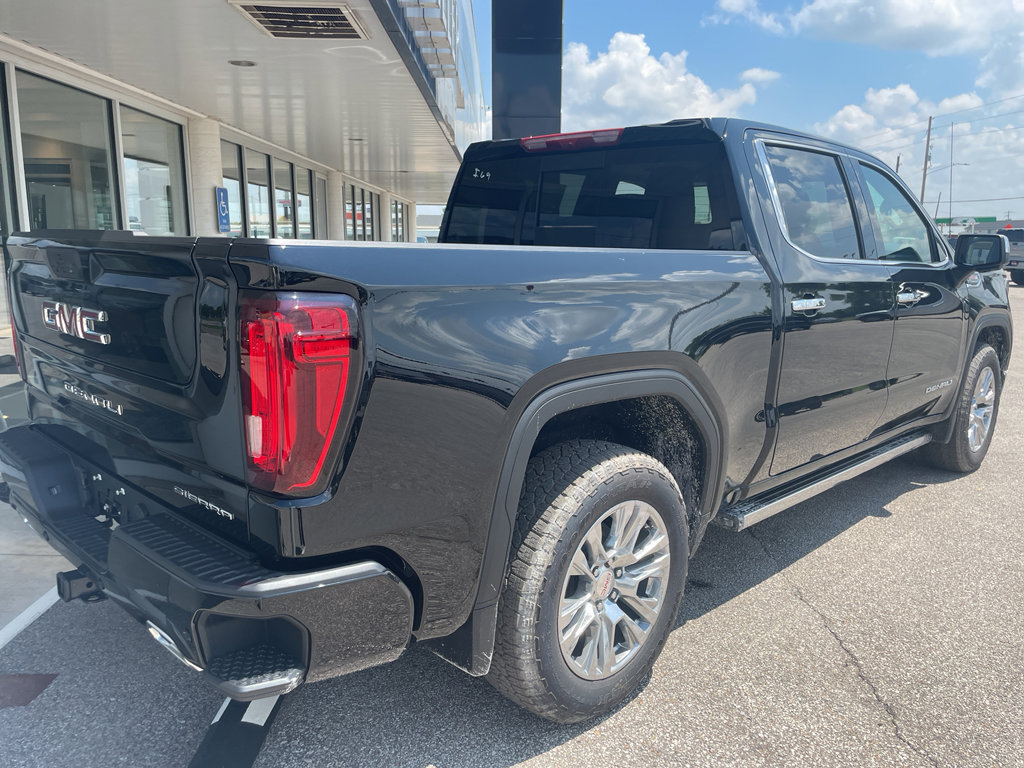 New 2026 GMC Sierra 1500 Denali w/ Technology Package image 3