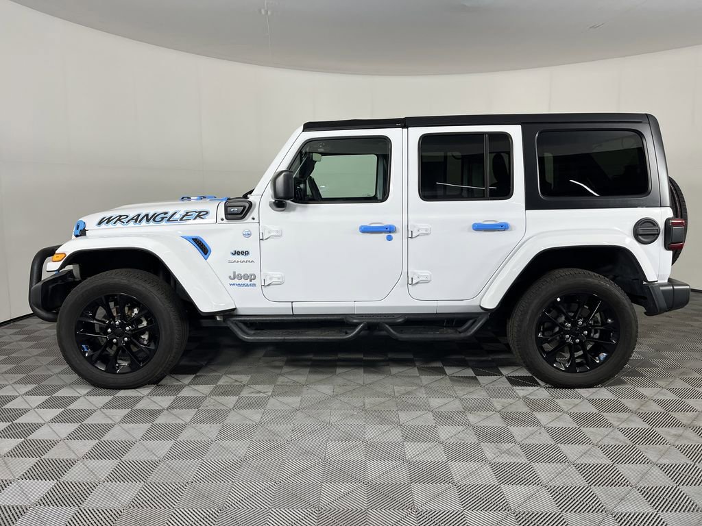 Used 2022 Jeep Wrangler Unlimited Sahara image 9