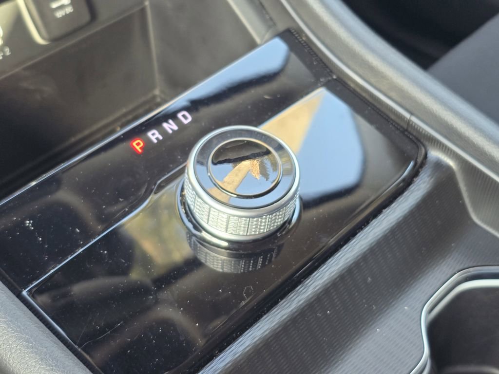 Used 2023 Jeep Grand Cherokee Laredo X image 27