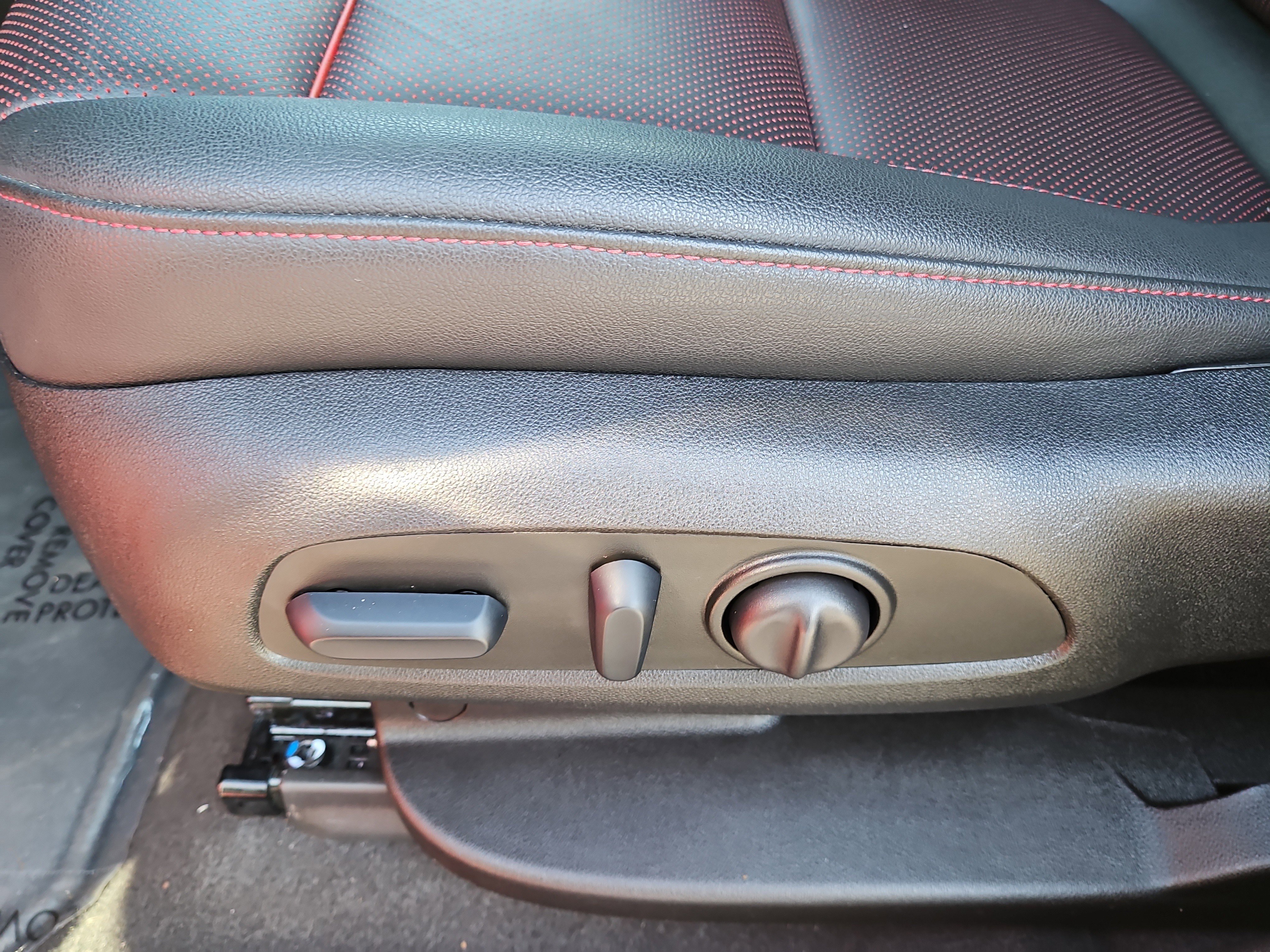 Used 2025 Chevrolet Blazer RS image 15