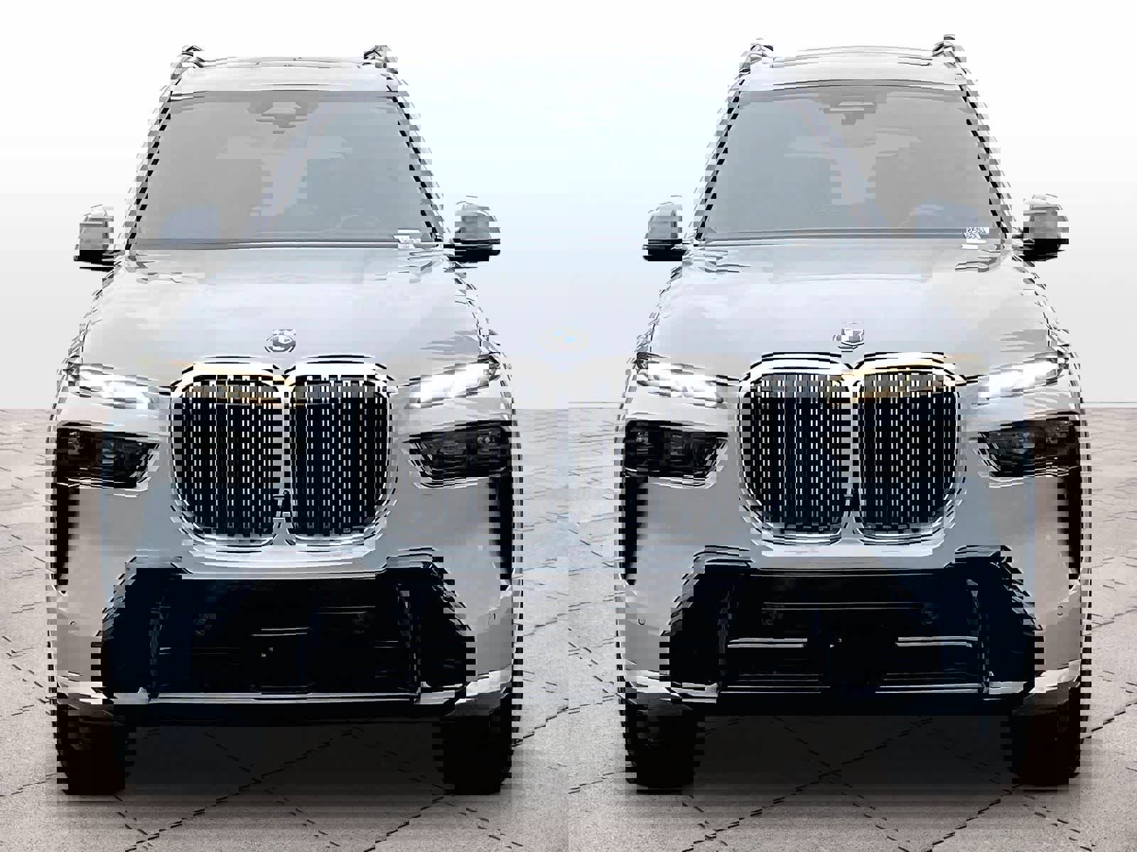 Used 2023 BMW X7 xDrive40i w/ M Sport Package image 3