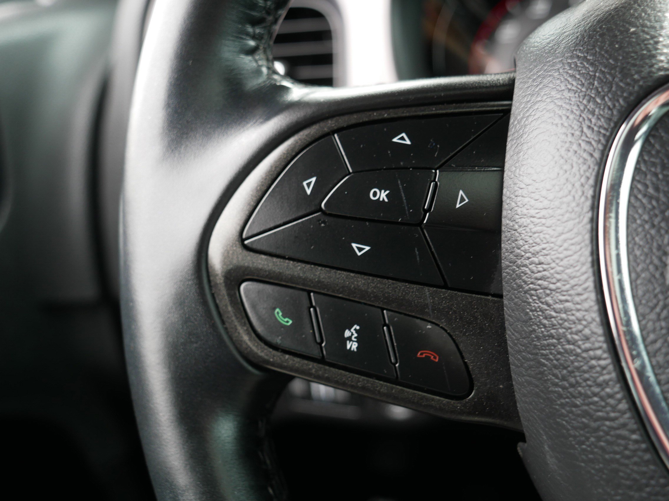 Used 2023 Dodge Charger SXT w/ Blacktop Package image 28