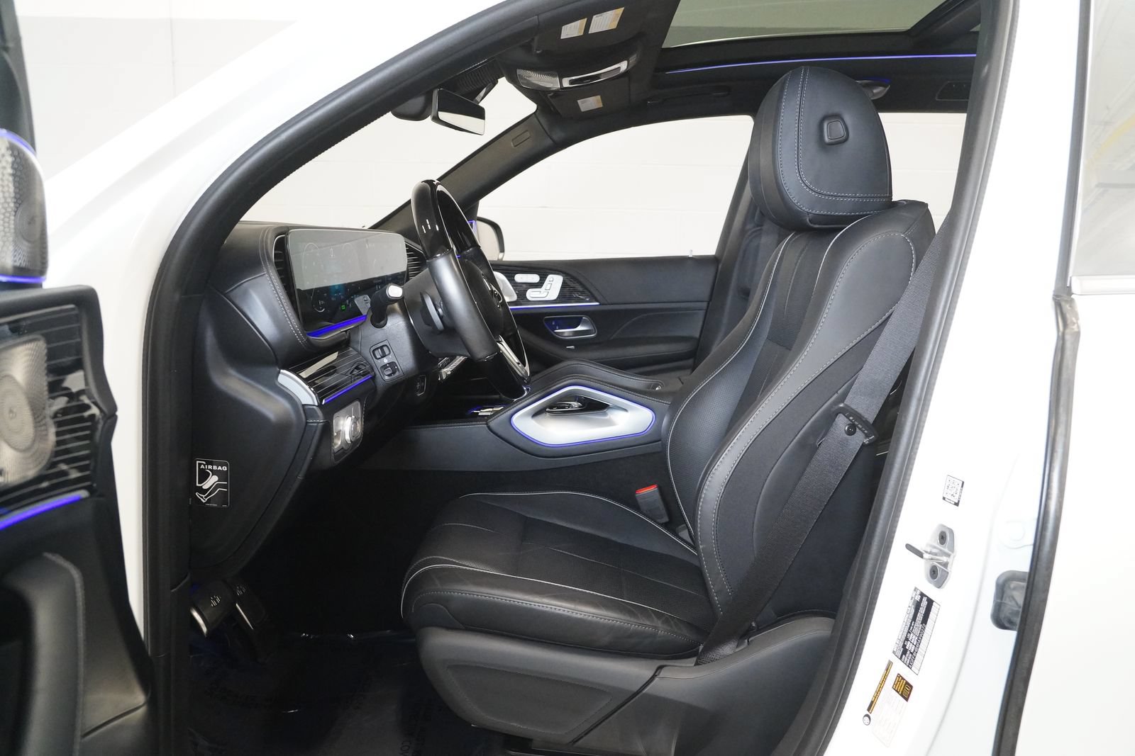 Certified 2023 Mercedes-Benz Maybach GLS 600 4MATIC image 11