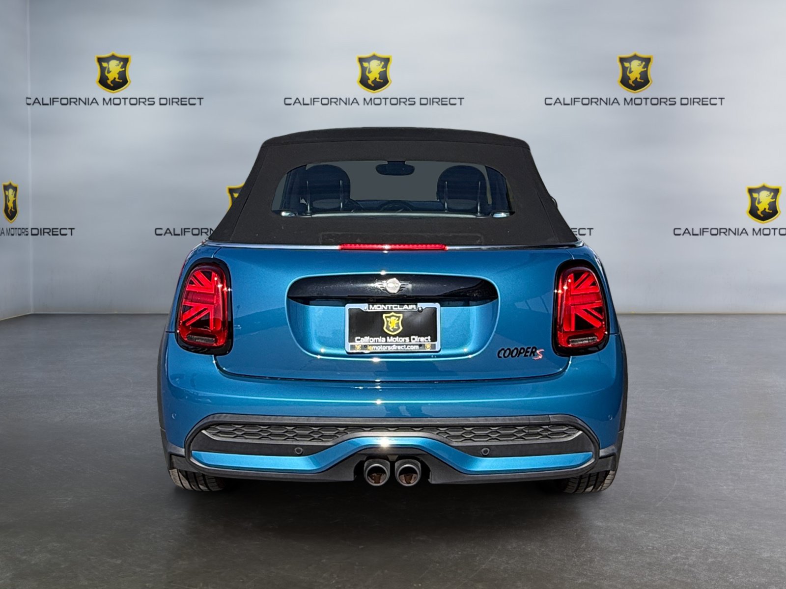 Used 2023 MINI Cooper S w/ Signature Upholstery Package FWD image 4