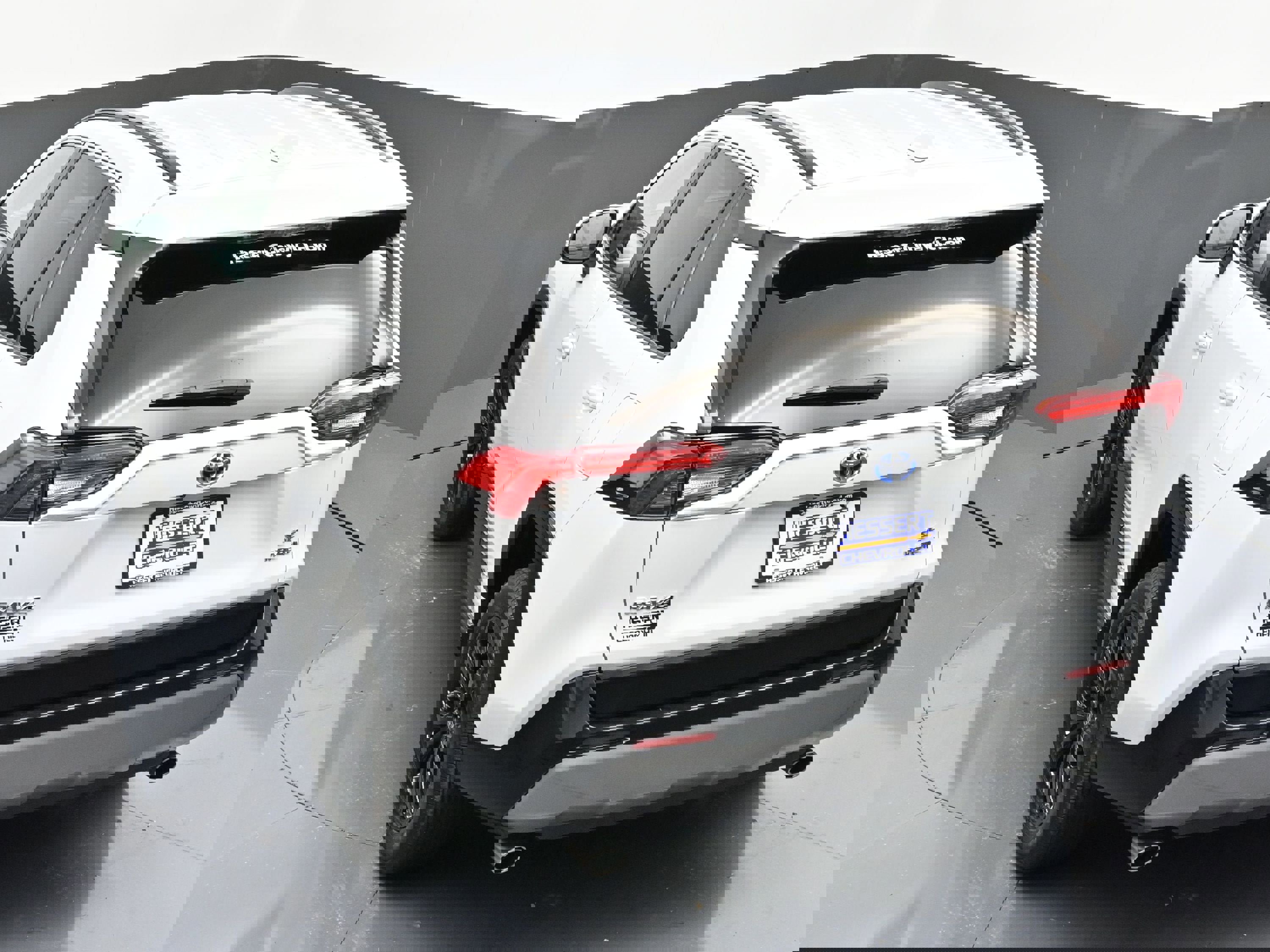 Used 2023 Toyota RAV4 SE image 46