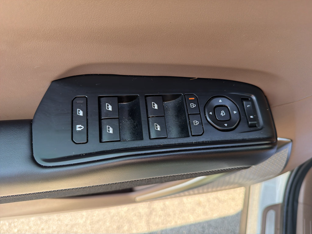 Used 2024 Kia EV9 GT-Line AWD/4WD image 27