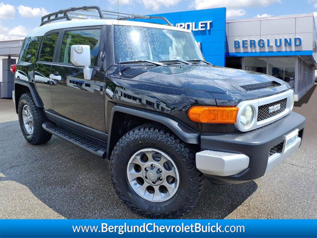 Used 2011 Toyota FJ Cruiser 4WD w/ Upgrade Pkg