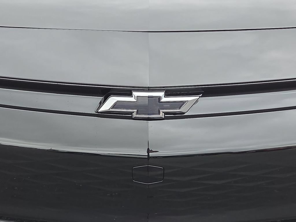 New 2027 Chevrolet Bolt LT w/ Comfort Package FWD image 21