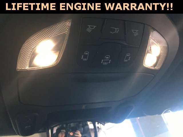 Certified 2025 Chrysler Pacifica Limited image 26