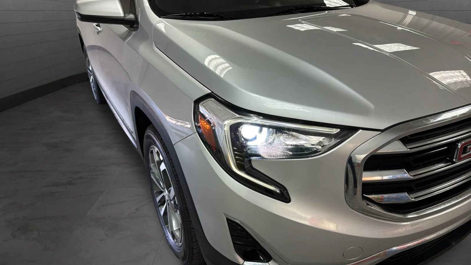 Used 2018 GMC Terrain SLT w/ Preferred Package FWD image 31