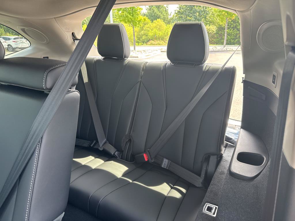 New 2026 Acura MDX w/ Advance Package AWD/4WD image 33