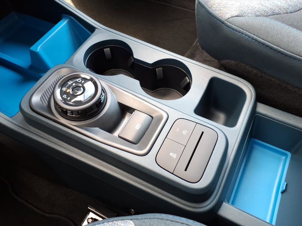 New 2025 Ford Maverick XLT image 10