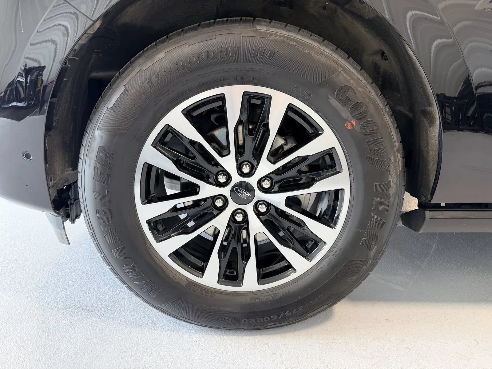 Used 2025 Ford Expedition Platinum AWD/4WD image 47