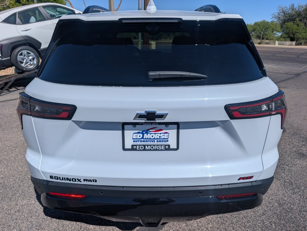 New 2026 Chevrolet Equinox RS w/ Convenience Package III AWD/4WD image 4