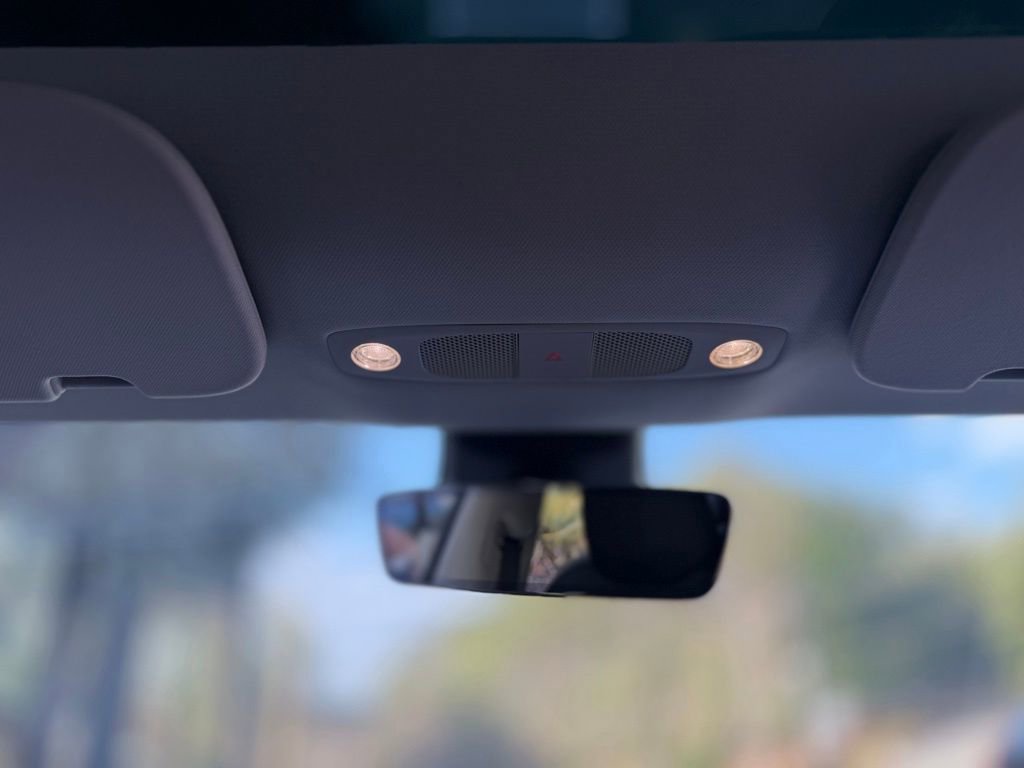 Used 2021 Tesla Model 3 Standard Range image 46