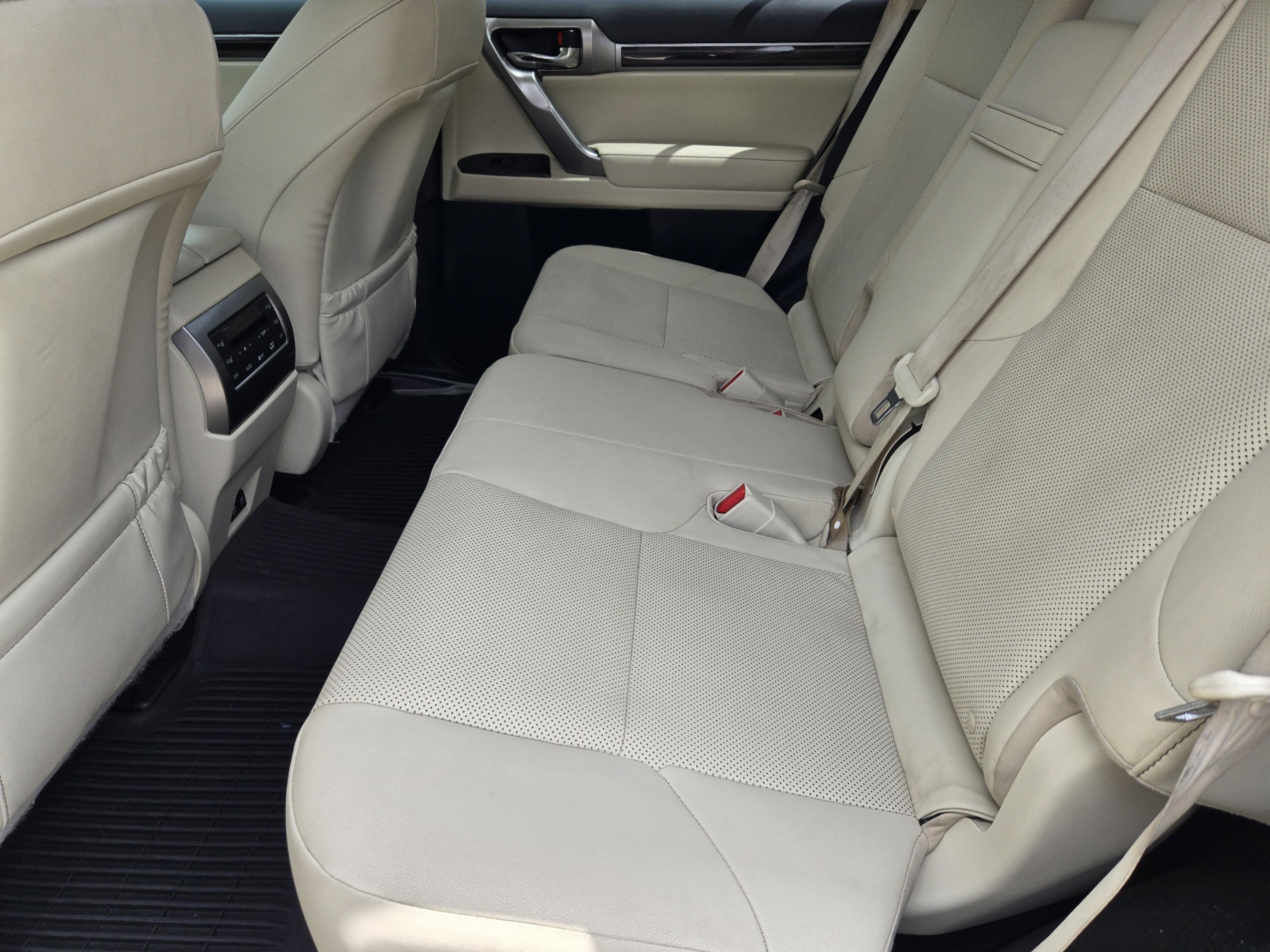 Used 2022 Lexus GX 460 Premium w/ Premium Package AWD/4WD image 30