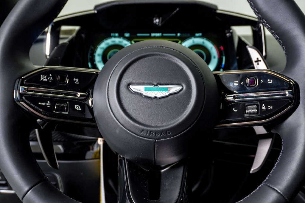 New 2026 Aston Martin V8 Vantage S RWD image 25